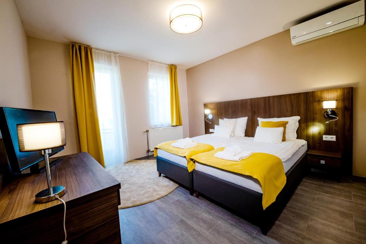 Furdo Hotel*** זלקרוס מראה חיצוני תמונה