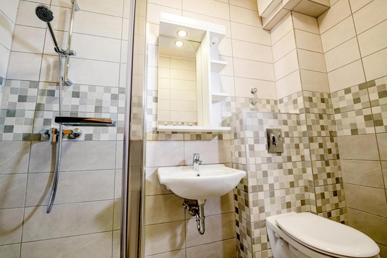 Furdo Hotel*** זלקרוס מראה חיצוני תמונה